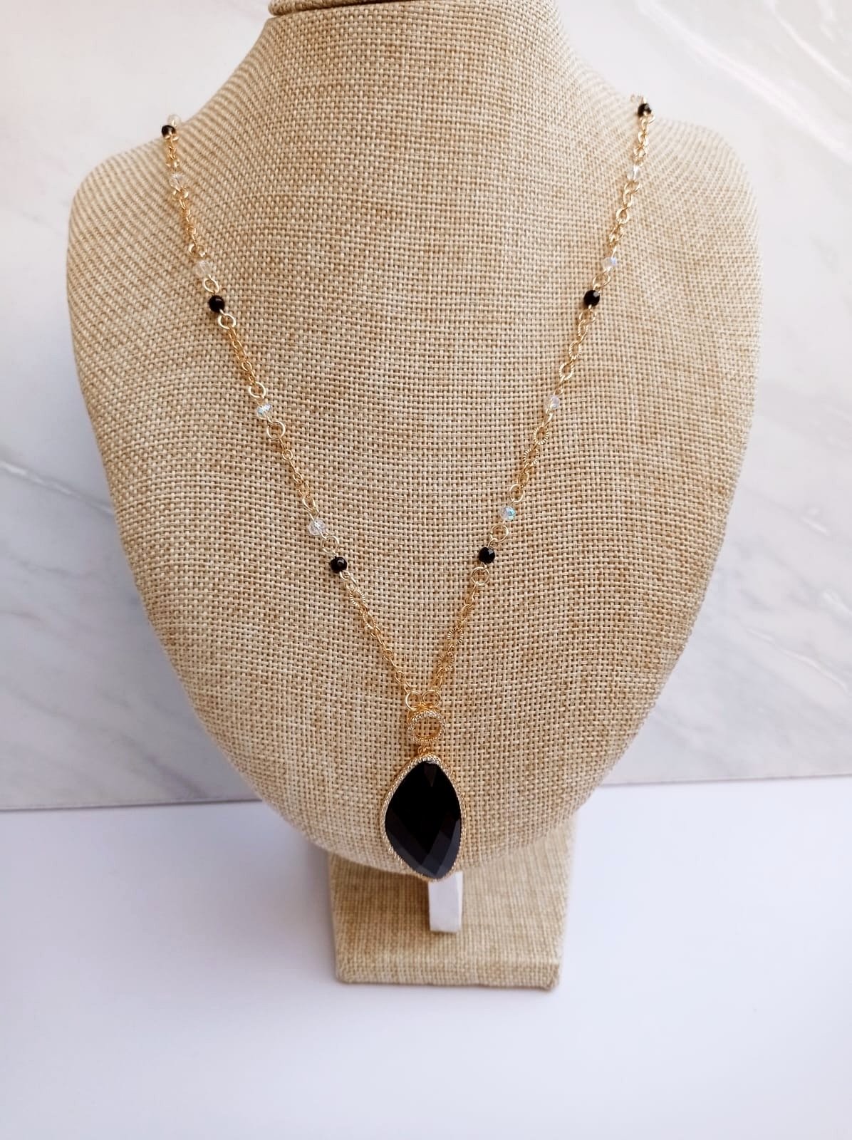 Collar artesanal dorado Gise Artejoya